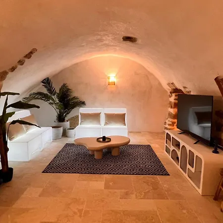 Les Caves D 'oia